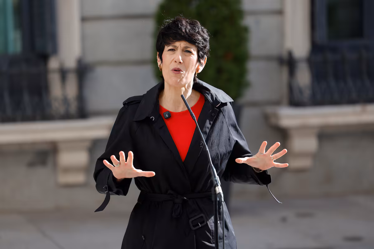 Elma Saiz asume la portavocía en medio del debate sobre las cuotas de los autónomos