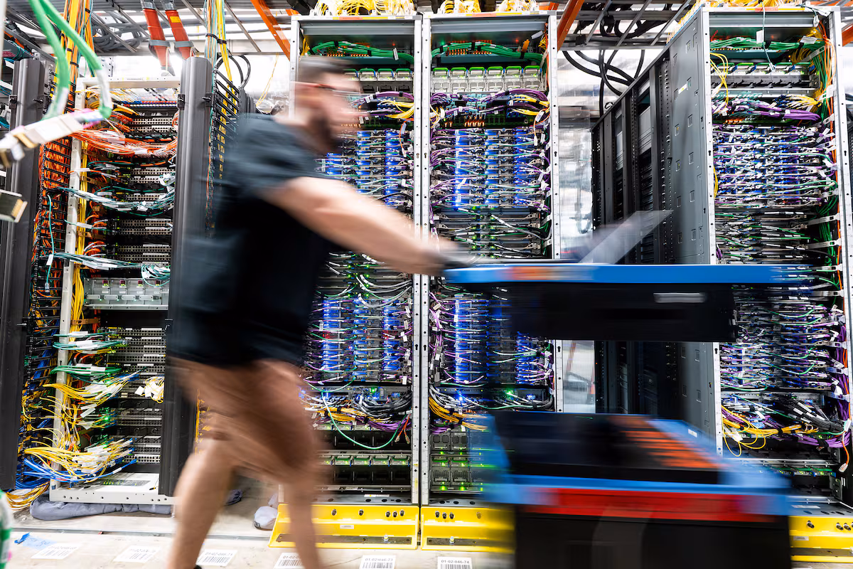 La economía de EE. UU. supera expectativas con un crecimiento del 1,1% en el tercer trimestre