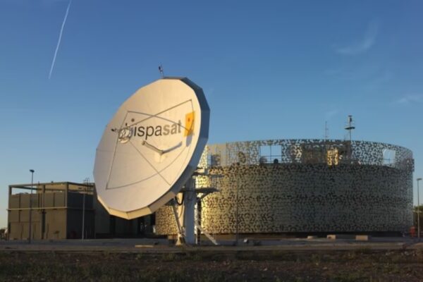Indra completa el pago de 725 millones por Hispasat antes de finalizar el año