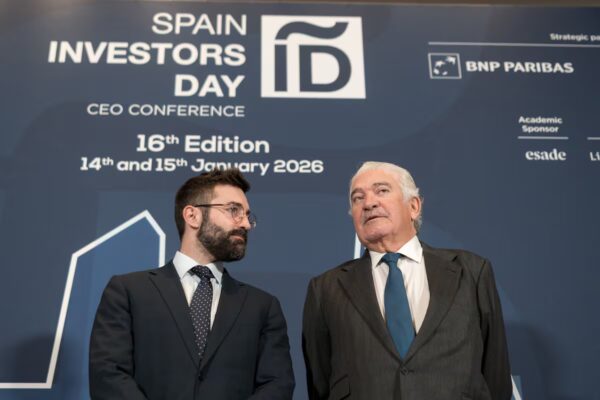 El Gobierno llama a la inversión sensata en energía verde ante la inestabilidad global