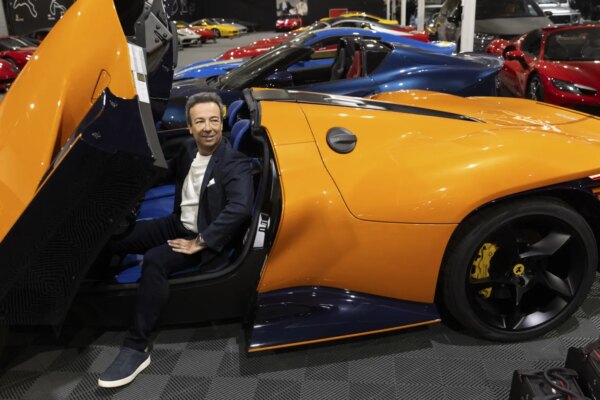 De coleccionar cromos de hockey a acumular 38 Ferraris: un viaje al éxito automovilístico