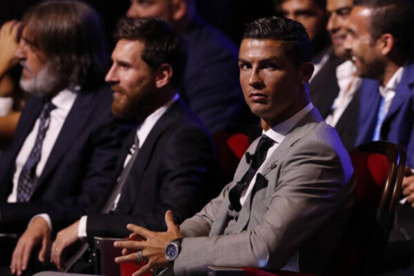 Estudio revela la conexión entre la ideología política y la elección entre Messi y Cristiano.