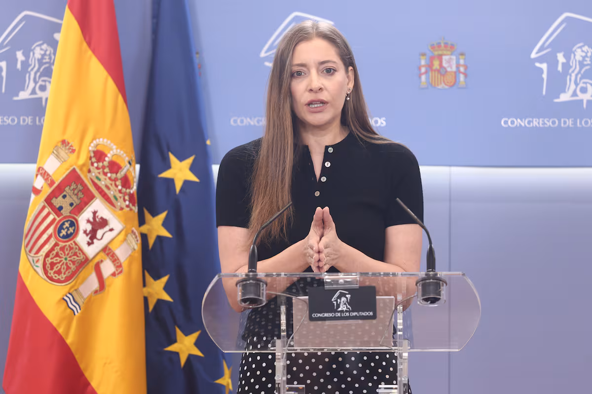 Ester Muñoz del PP: "Un día histórico que podría derribar a cualquier Gobierno" - Actualidad política en tiempo real en España.
