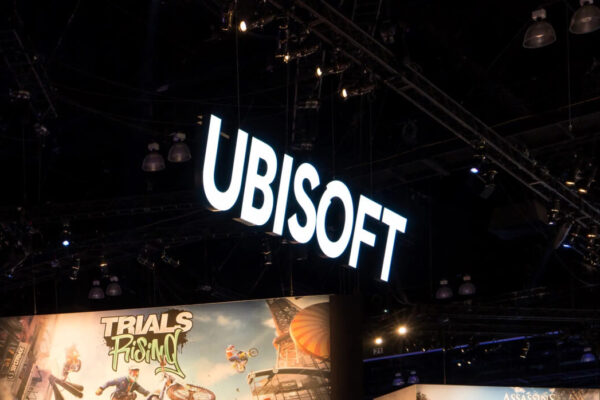 Ubisoft despide a 51 empleados en Barcelona, provocando una huelga de tres días