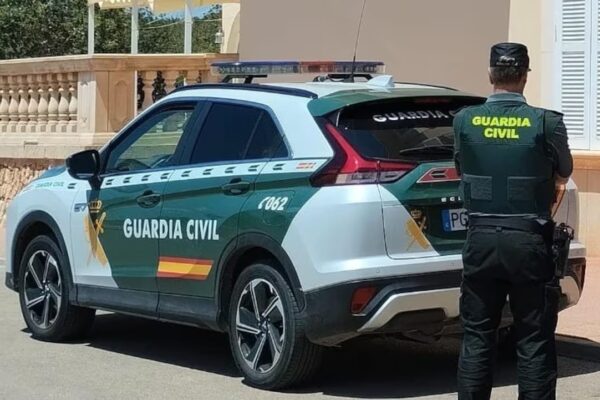Fallece mujer víctima de agresión en Sevilla la Nueva, presuntamente atacada por hombres al servicio de su esposo