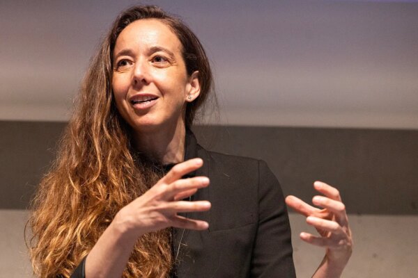 El Gobierno emprende el proceso de inhabilitación contra Holaluz