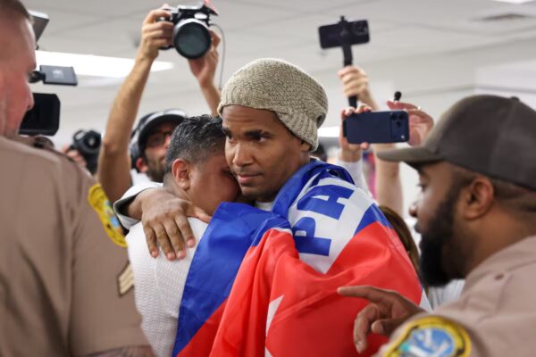 Luis Manuel Otero Alcántara, el artista cubano, inicia una nueva etapa en Estados Unidos tras su exilio