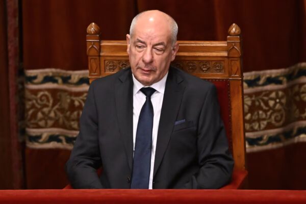 Hungría: La reforma constitucional de Magyar que provoca la destitución del presidente es firmada