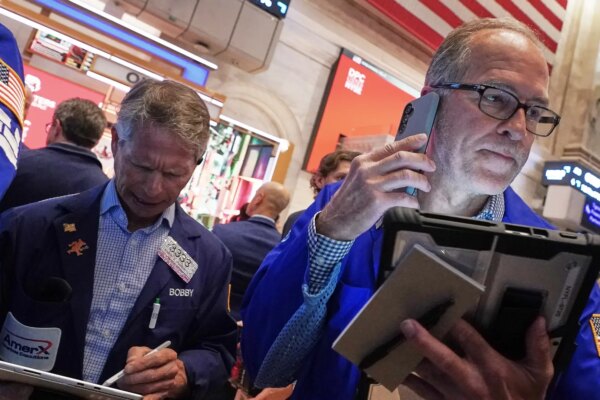 Nasdaq experimenta una caída del 2,9% en una semana marcada por la volatilidad en el sector tecnológico