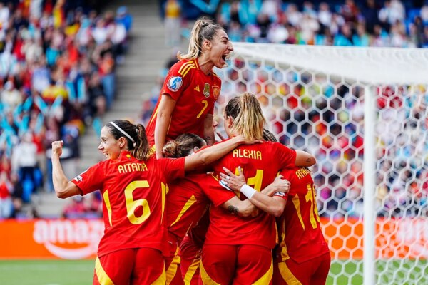 España conquista su segunda estrella mundial con el apoyo de Mapfre, Telefónica y Ebro