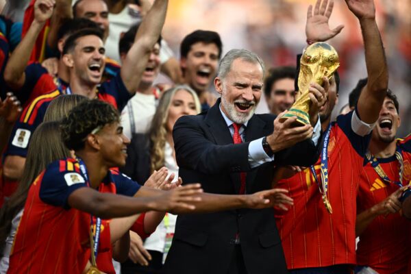 La Familia Real se une a los jugadores para festejar el segundo Mundial de España