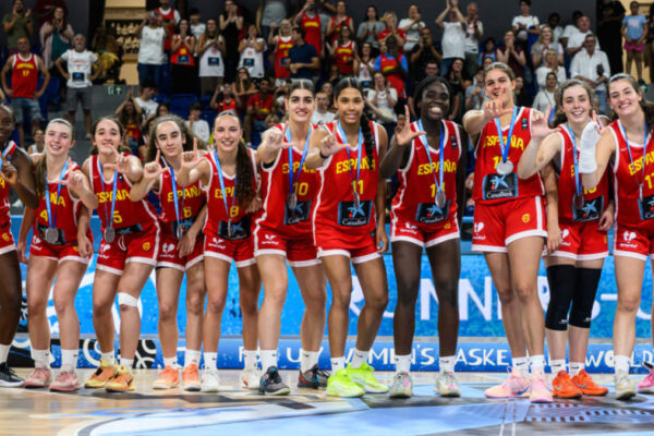 España se lleva la medalla de plata en el mundial, cerca del máximo triunfo