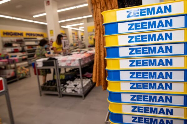Zeeman cierra 13 tiendas en España tras alcanzar un acuerdo con los sindicatos sobre el ERE