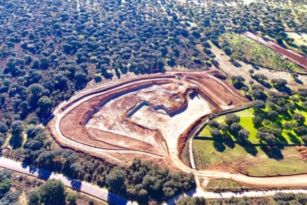 Berkeley impulsa su cotización tras el descubrimiento de minerales clave en Salamanca