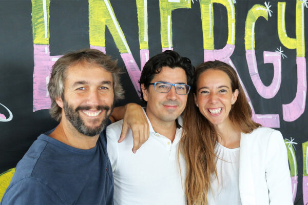 Desafíos financieros: caídas en ingresos y clientes afectan al crecimiento empresarial.