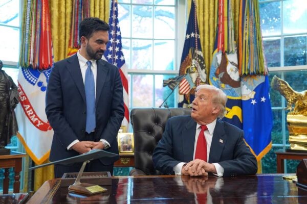 El alcalde de Nueva York, Zohran Mamdani, solicita a Trump frenar la entrada de Netanyahu por sus acciones polémicas