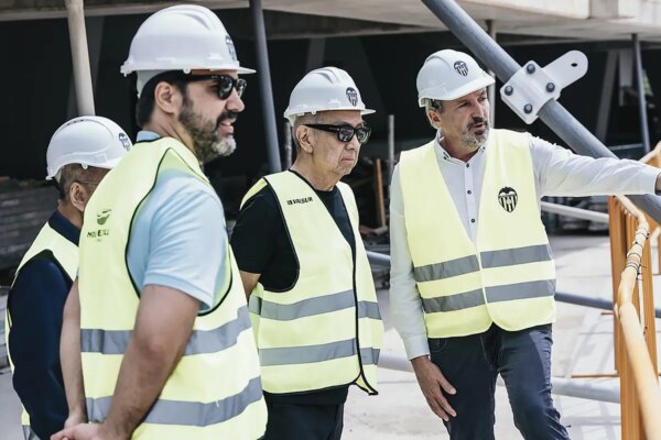 Peter Lim regresa a Valencia tras siete años como principal accionista del club CF