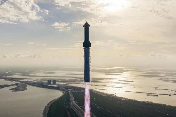 Starship: El costoso megacohete de SpaceX esencial para Artemis y el futuro de la exploración espacial.