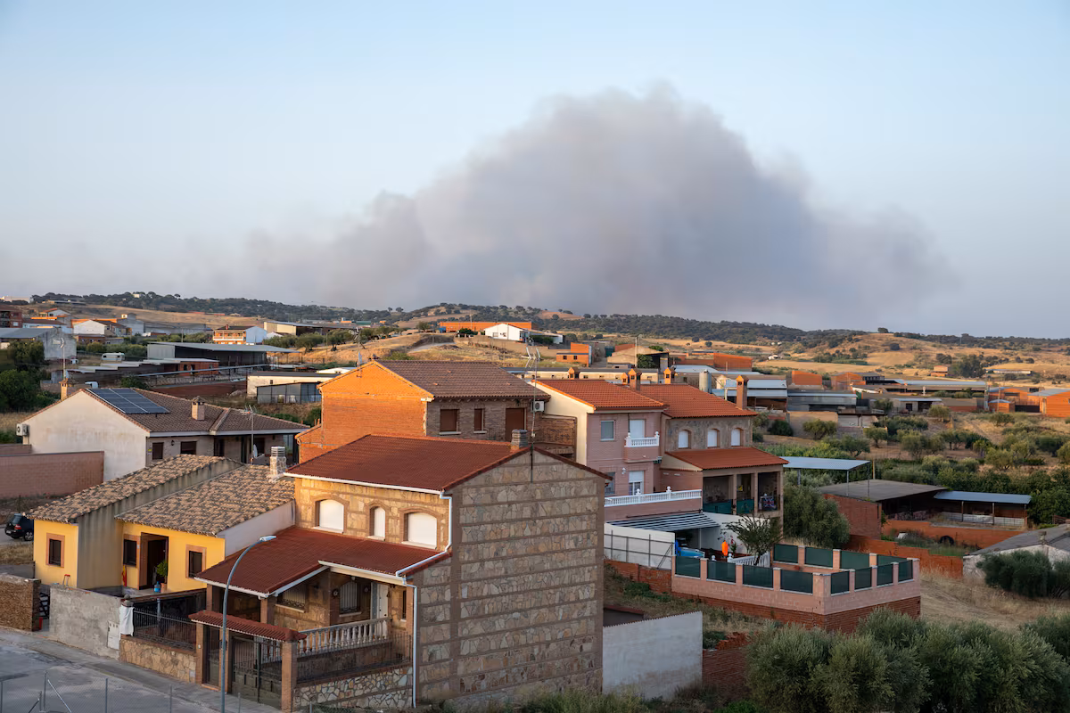 Actualización en vivo sobre incendios forestales: Progreso positivo en el incendio de Almorox, Toledo