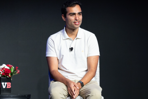 La inteligencia artificial evalúa cada decisión de los agentes de Rubrik, aunque aún falta verificar su eficacia, según su director de IA en VB Transform 2026.