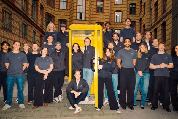 Startup impulsada por YC consigue 13,1 millones de euros para desarrollar IA en operaciones de atención al cliente B2C.