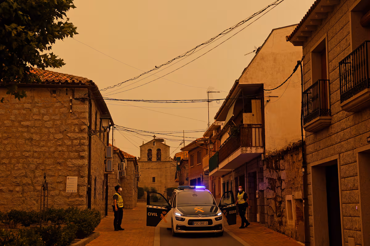 Inminente fusión de incendios en Madrid y Ávila: "Ya casi está sucediendo"
