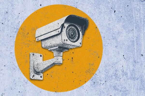 La vigilancia por inteligencia artificial impacta negativamente en el entorno laboral