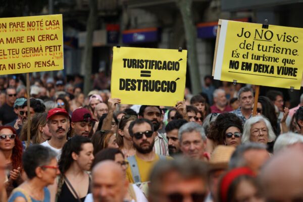 Protesta masiva en Palma exige freno a la sobreexplotación turística: "La situación es insostenible"