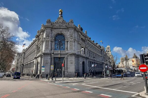 El Banco de España reestructura su equipo directivo tras la renuncia de Galo Nuño
