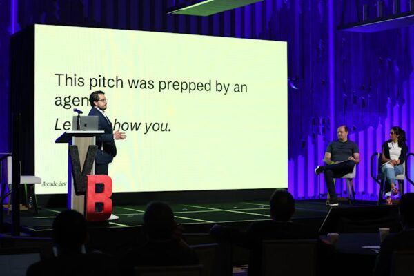 Cinco startups innovadoras abordan los desafíos de la comunicación y la confianza en la inteligencia artificial empresarial