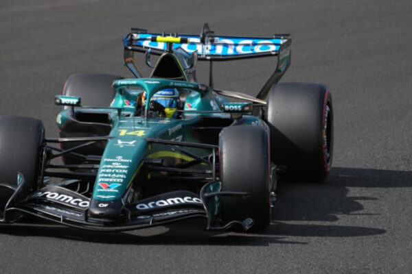 Mejoras Clave en el AMR26 de Alonso: Un Análisis Profundo de su Evolución