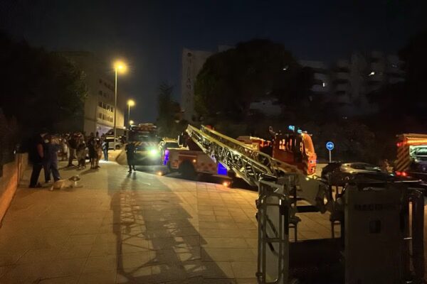 Tragedia en Benalmádena: Dos menores pierden la vida en incendio de vivienda en Málaga