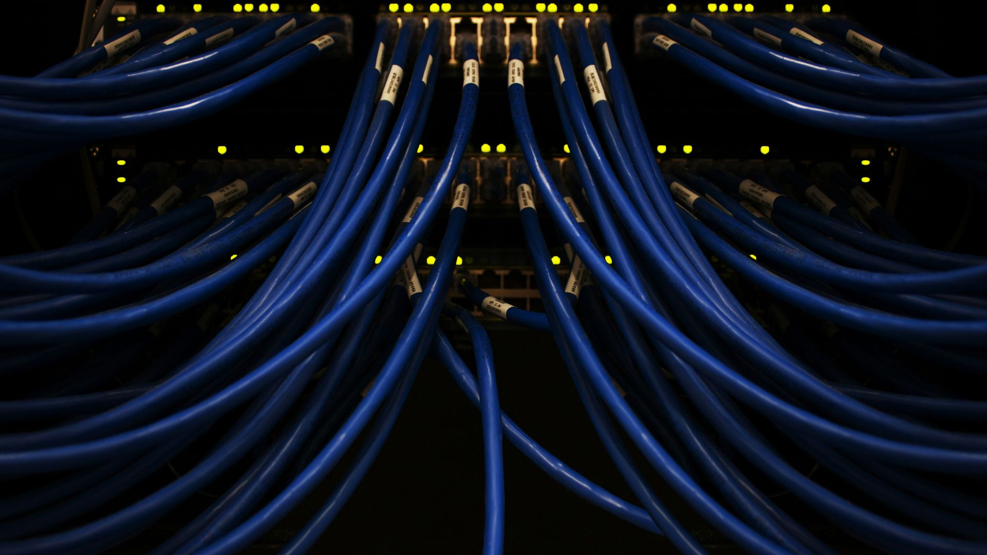 Startup suiza AI Infrastructure Capital AG inicia operaciones con una inversión de 16 millones de euros para resolver cuellos de botella en la computación de inteligencia artificial.
