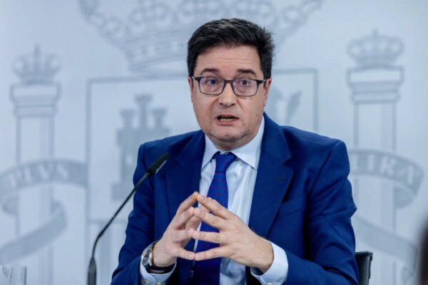 Funcionarios podrán anticipar su jubilación hasta 6 años sin penalización en la pensión: conoce los requisitos esenciales