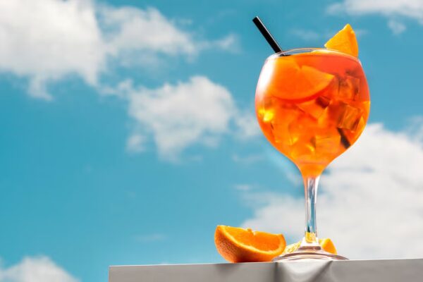Celebra el Día Nacional del Spritz: Descubre ofertas imperdibles en todo el país