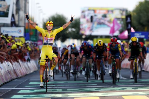 Lorena Wiebes conquista su segunda victoria en el Tour Femenino en Ginebra