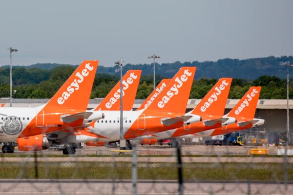 Castlelake tiene plazo hasta el 7 de agosto para optimizar su propuesta de adquisición de easyJet por parte de Apollo.