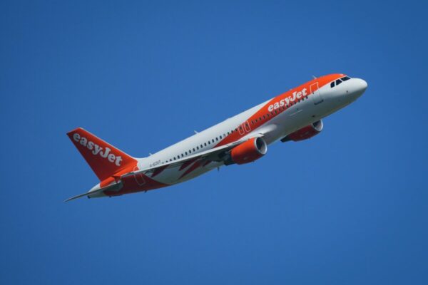 easyJet amplía el plazo para que Castlelake presente su oferta hasta el 7 de agosto
