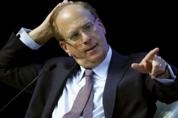 BlackRock adquiere un 3% de Indra y se consolida como el principal inversor en un Ibex en auge