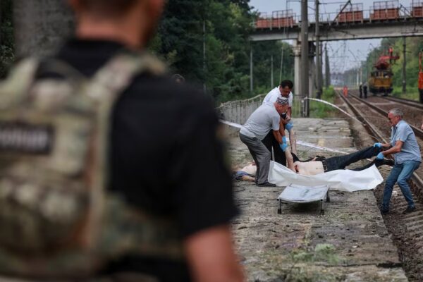 Ataques rusos con misiles y drones en Kiev dejan al menos 17 víctimas mortales