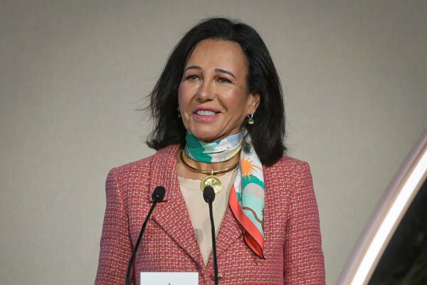 Santander impulsa la compra de Webster tras recibir el visto bueno de la Reserva Federal