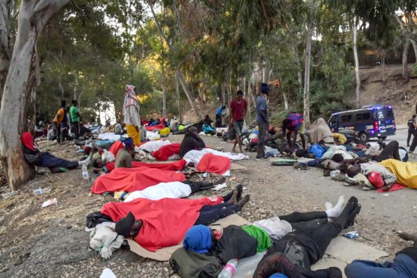 Ceuta recibe nuevos inmigrantes: el Partido Popular reiterará su compromiso con la legalidad en la acogida de menores.