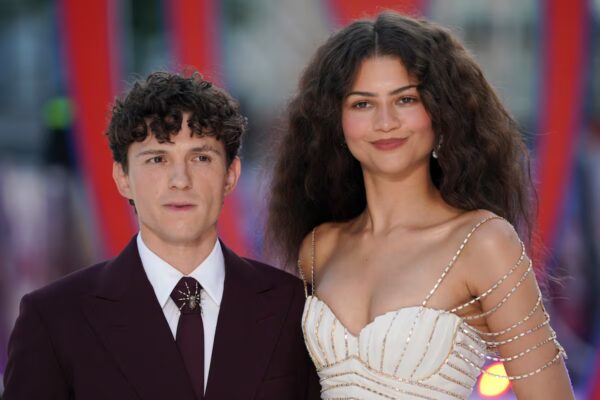 Zendaya y Tom Holland se casan en un íntimo evento en la campiña inglesa
