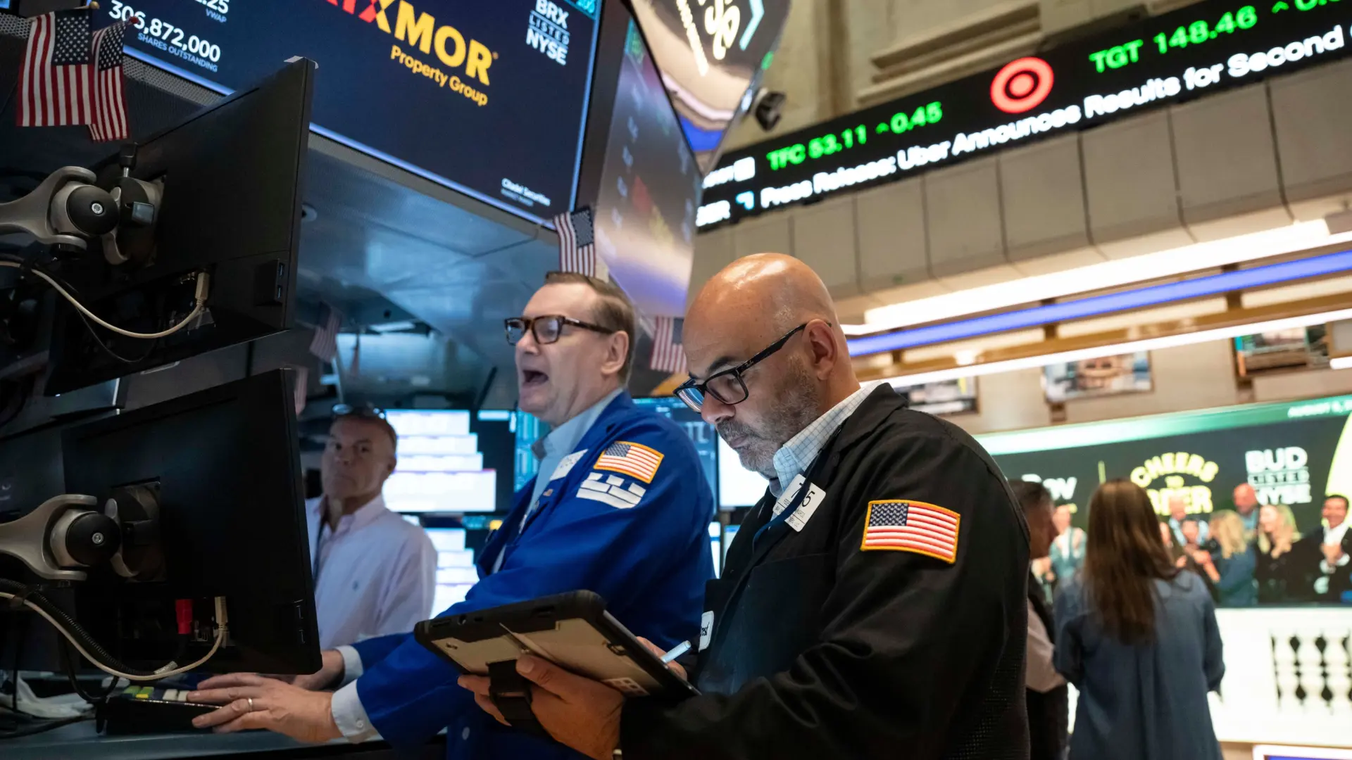 Dow Jones cae por debajo de los 54,000 puntos en un día negativo para Wall Street