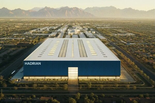 Hadrian, la startup de tecnología de defensa, obtiene $1.37 mil millones y alcanza una valoración de $8 mil millones.