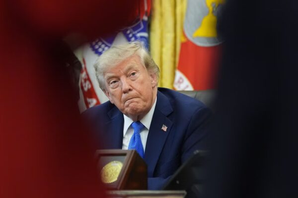 ¿Podría Trump comprometer su imagen para alcanzar un acuerdo sobre el estrecho de Hormuz? Expertos analizan la situación
