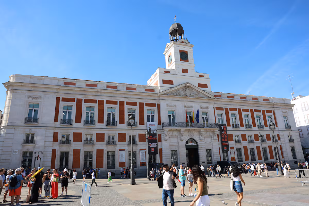El Gobierno de Ayuso aprueba la reforma de la sede relacionada con la polémica compra del ático en Madrid