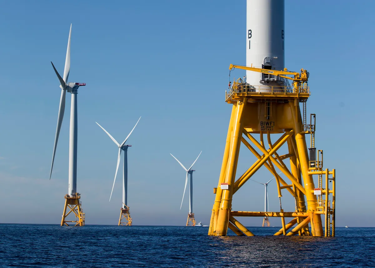 Gobierno de EE. UU. invierte casi $4 mil millones en la cancelación de proyectos de energía eólica marina