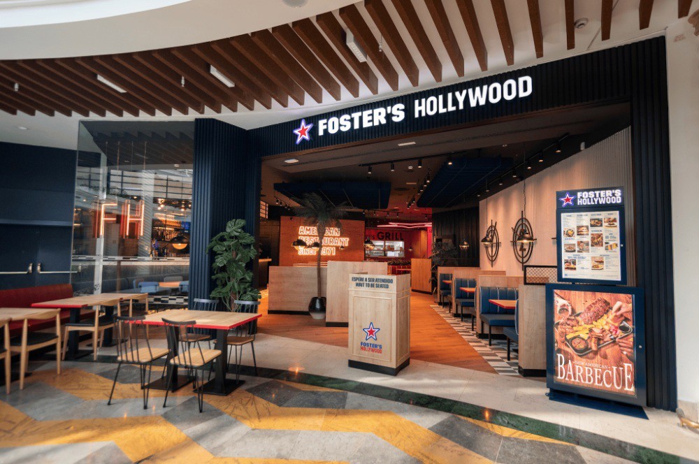 Foster's Hollywood impulsa su crecimiento con una innovadora propuesta de restaurante