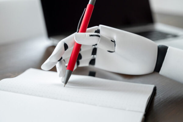 ChatGPT limita solicitudes para replicar el estilo de autores reconocidos
